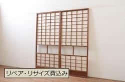 アンティーク建具　美品!　総欅(ケヤキ)材　巾着金具　鶴　明るい色合いのケヤキ戸に大振りの金具が映える格子蔵戸1枚(玄関戸、引き戸)(R-062210)