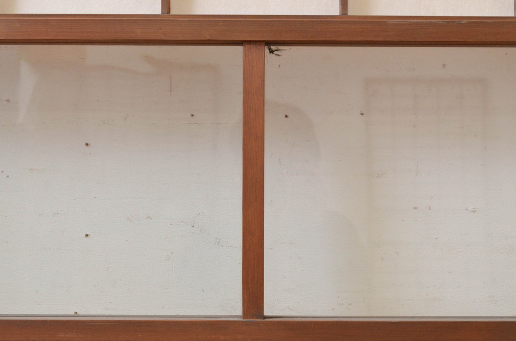 アンティーク建具　レトロな空間を演出する格子入り障子戸2枚セット(引き戸、格子戸、ガラス帯戸)(R-072550)