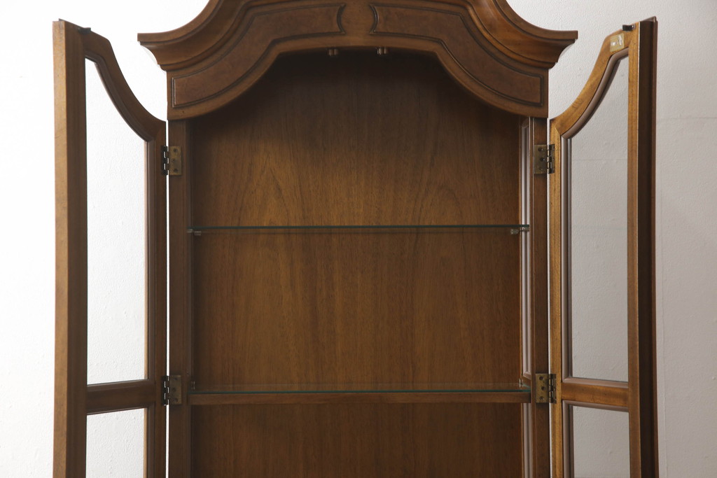 中古　DREXEL HERITAGE(ドレクセルヘリテイジ)　クラシカルな佇まいが魅力のキュリオケース(飾り棚、ガラスケース、ショーケース、キャビネット、陳列棚)(定価約62万円)(R-061986)