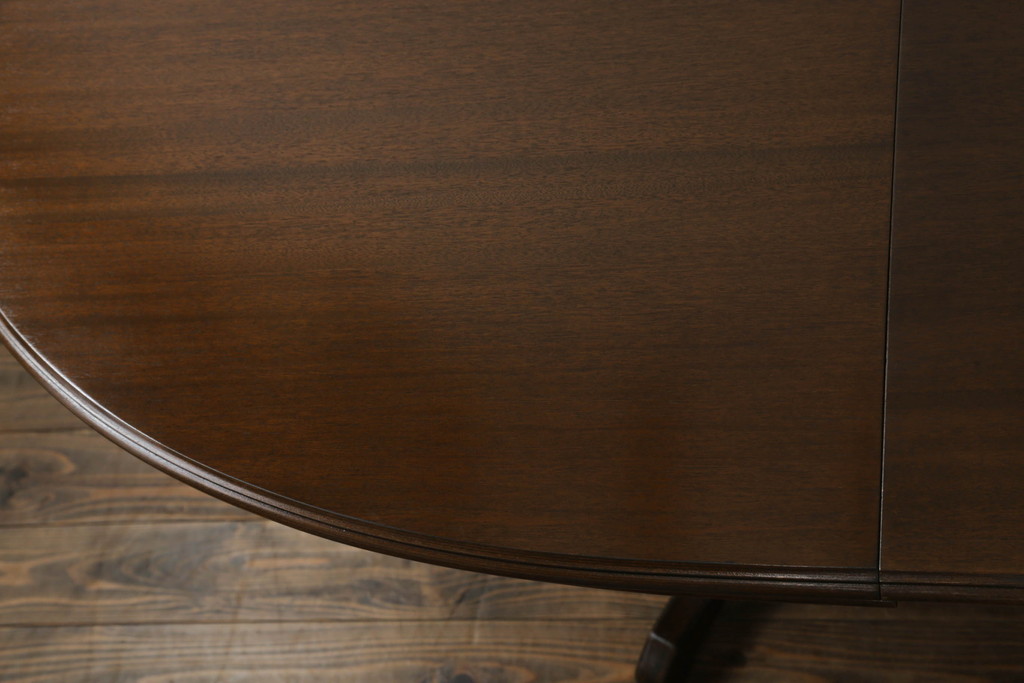 和製ビンテージ　オーバル　クラシカルな佇まいのエクステンションテーブル(ダイニングテーブル、4人掛け、6人掛け、ヴィンテージ)(R-059353)