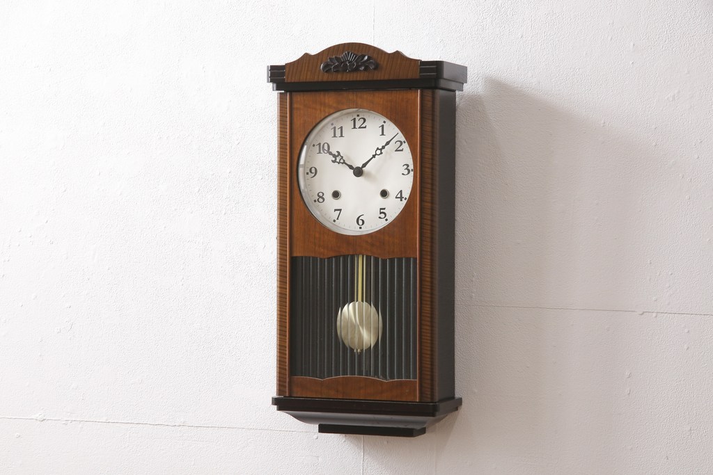 和製アンティーク　電池式　レトロな雰囲気を醸し出す掛け時計(柱時計、古時計)(R-056021)