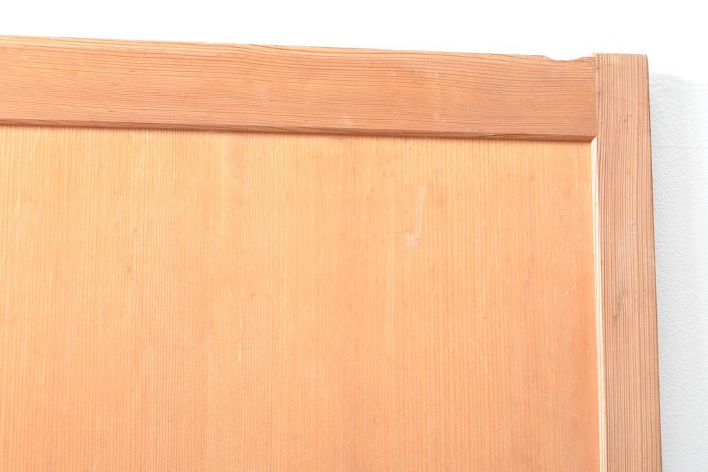 アンティーク建具　杉材　美しい柾目が目を引く板戸1枚(帯戸、引き戸、建具)(R-059210)