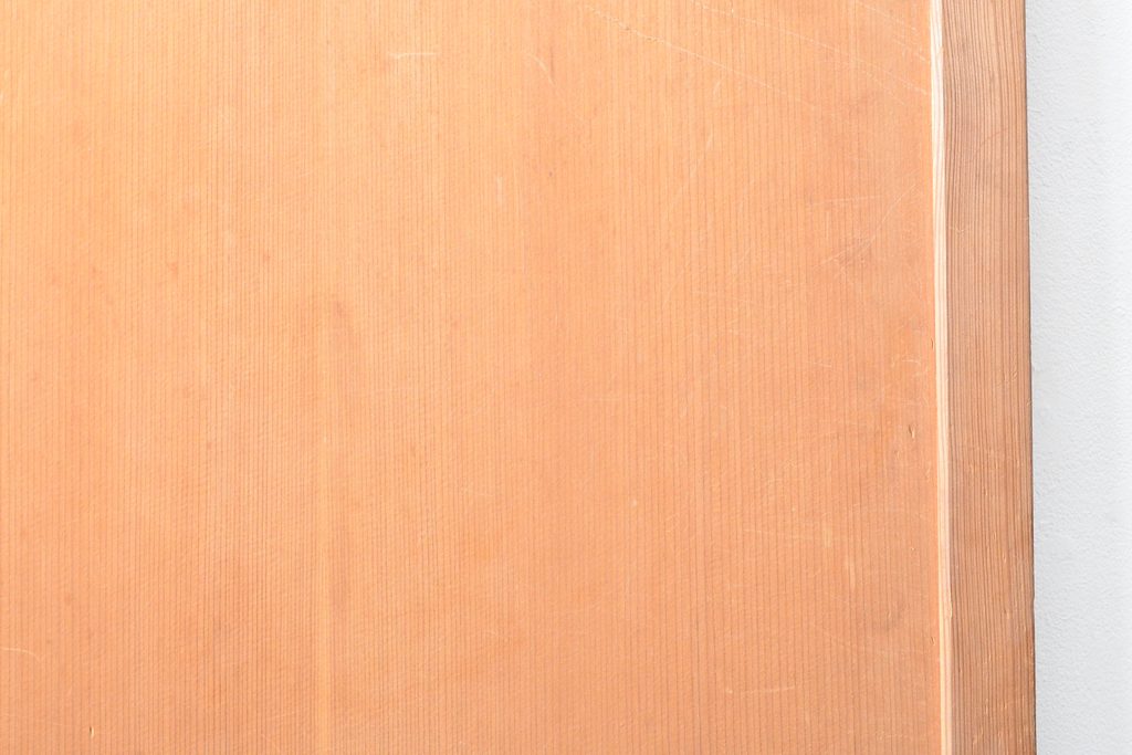 アンティーク建具　杉材　美しい柾目が目を引く板戸1枚(帯戸、引き戸、建具)(R-059210)