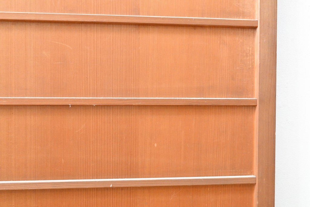 アンティーク建具　杉材　美しい柾目が目を引く板戸1枚(帯戸、引き戸、建具)(R-059210)