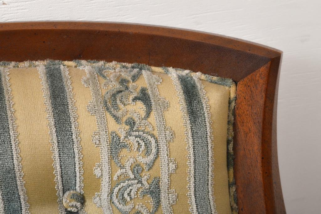 中古　美品　DREXEL HERITAGE(ドレクセルヘリテイジ)　Upholstery(アップホルスタリー)　ワンランク上の上質なお部屋作りにぴったりの3人掛けソファ(アームソファ、3P)(R-055934)