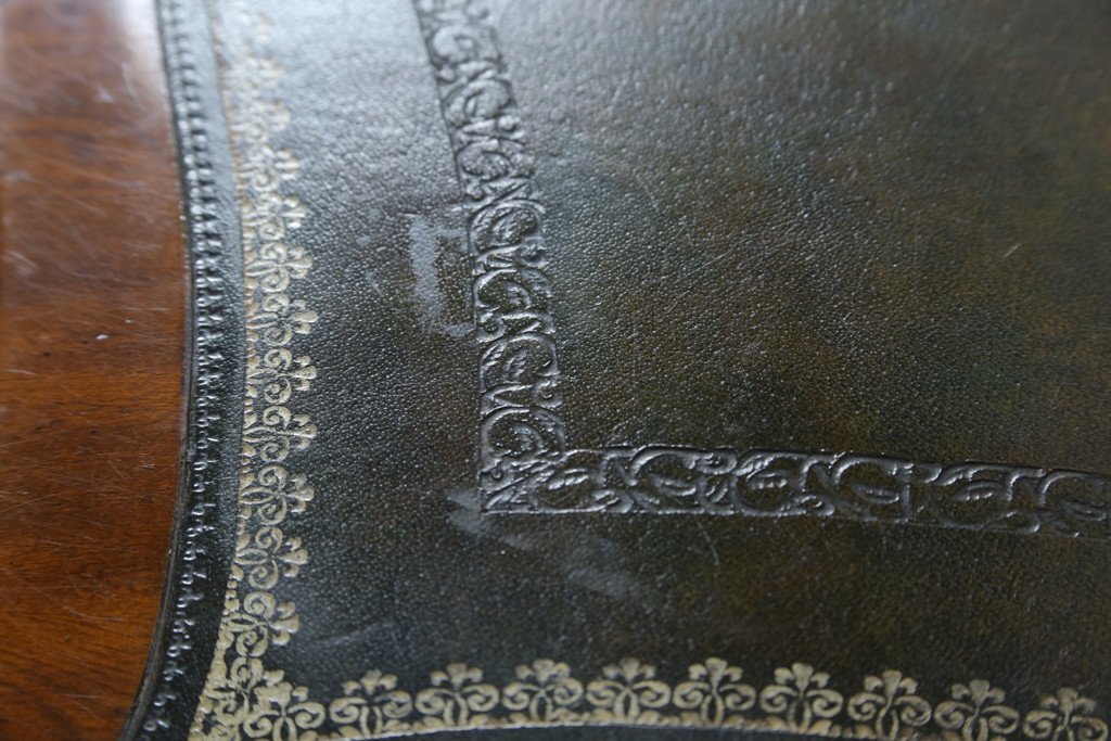 中古　イギリス　メートランドスミス(MAITLAND SMITH)　品のある佇まいが魅力的なスライド天板付きコンソールテーブル(デスク、花台、飾り台、電話台、英国)(R-076667)
