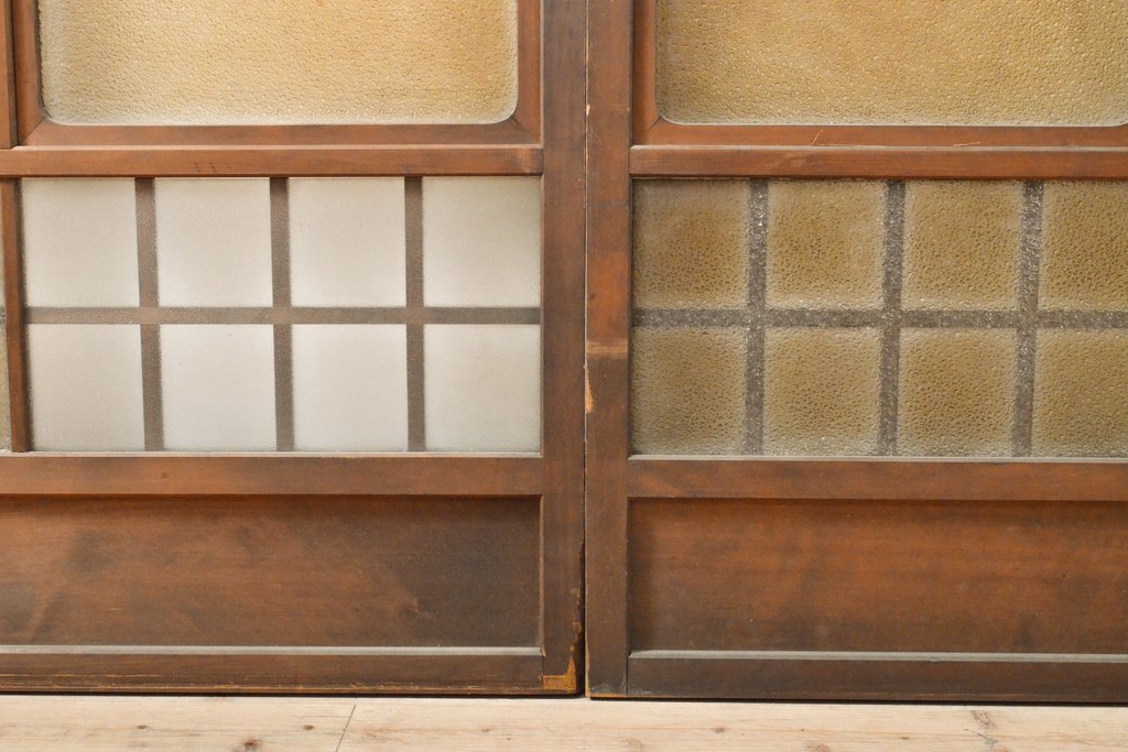 アンティーク建具　昭和初期　ゆらゆらガラスとダイヤガラス入りのレトロなガラス戸2枚セット(引き戸、建具)(R-059290)