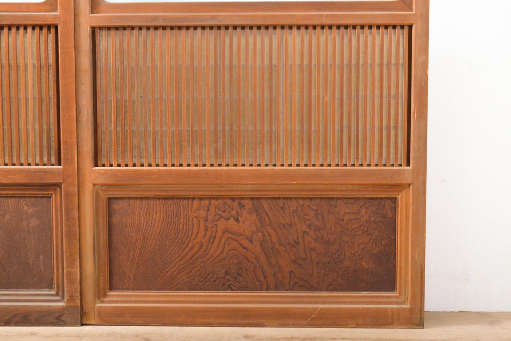 アンティーク建具　昭和初期　高級品!　幅狭タイプ　和の雰囲気を高める裏障子付き格子戸4枚セット(帯ガラス戸、引き戸、障子戸、建具)(R-059288)