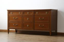 中古　美品　DREXEL HERITAGE(ドレクセルヘリテイジ)　Triune(トライユン)　上品な佇まいが魅力のマホガニー材製サイドボード(サイドチェスト、引き出し)(定価約70万円)(R-078159)