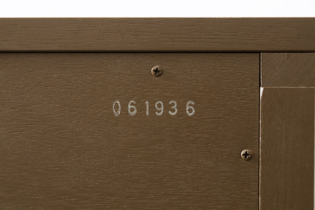 中古　美品　DREXEL HERITAGE(ドレクセルヘリテイジ)　Triune(トライユン)　上品な佇まいが魅力のマホガニー材製サイドボード(サイドチェスト、引き出し)(定価約70万円)(R-078159)