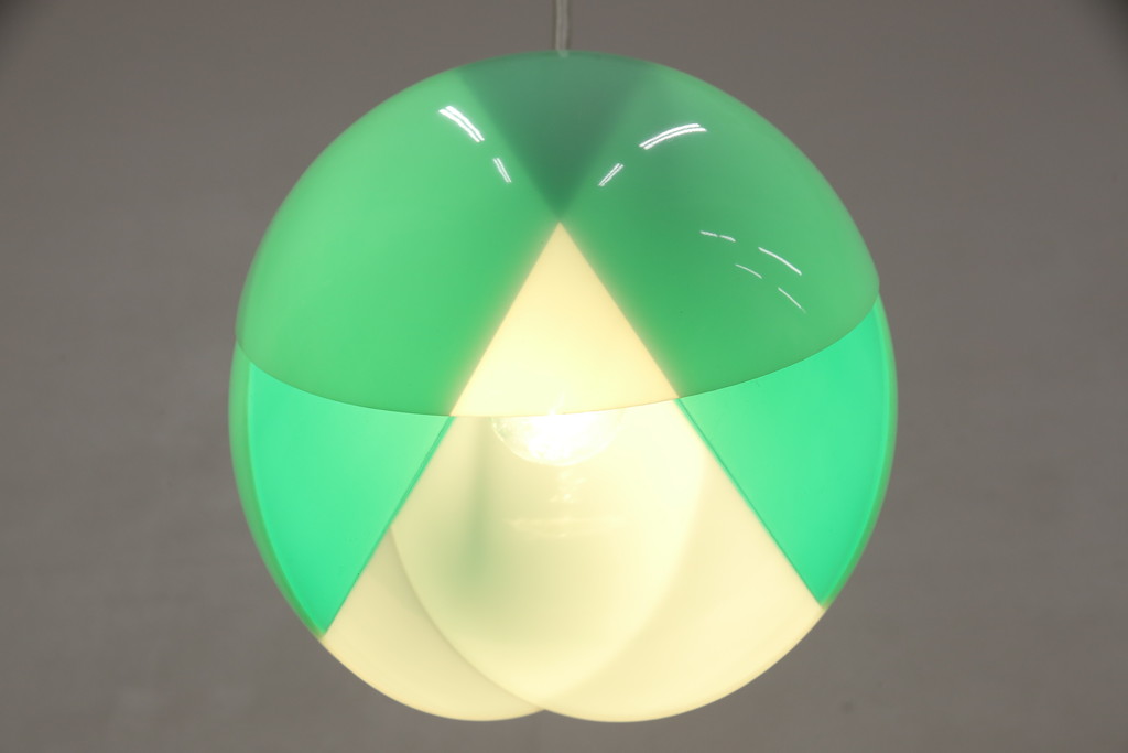 昭和レトロ照明　松下電工(ナショナル)　グリーンカラーがアクセントになる愛らしいフォルムのチューリップ照明(ペンダントライト、天井照明、シェード)(R-055688)