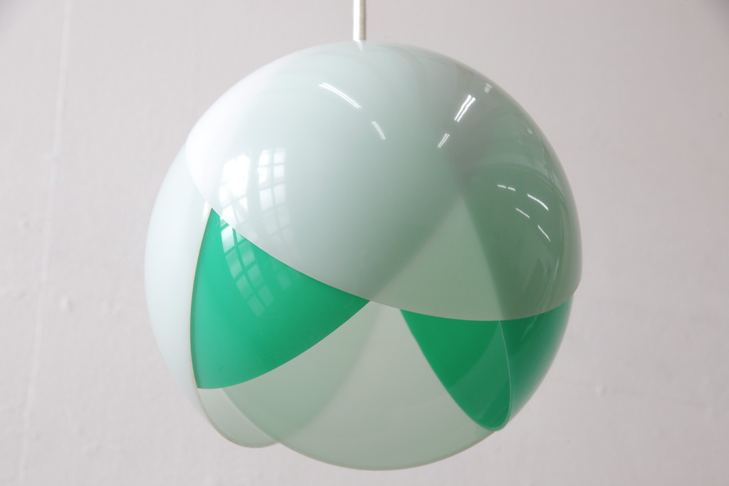 昭和レトロ照明　松下電工(ナショナル)　グリーンカラーがアクセントになる愛らしいフォルムのチューリップ照明(ペンダントライト、天井照明、シェード)(R-055688)