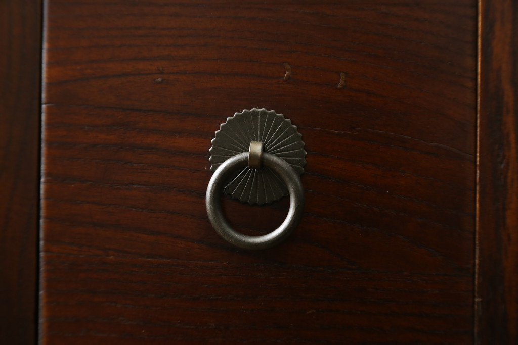 中古　美品　和の空間作りにおすすめの両面使いできる4分割階段箪笥(和箪笥、和タンス、収納箪笥)(R-078618)