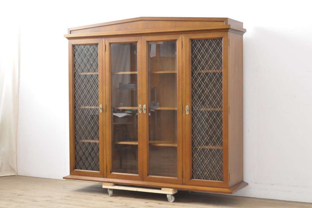 中古　美品　DREXEL HERITAGE(ドレクセルヘリテイジ)　Triune(トライユン)　品のある佇まいのサイドボード(サイドキャビネット、収納棚、飾り棚、食器棚、本箱、ブックケース)(R-055718)
