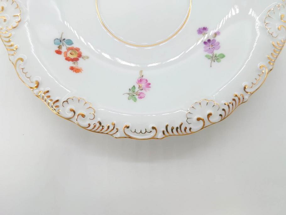 ドイツ　マイセン　Meissen　金彩　散らし小花　シェルエッジ　細やかな意匠に気品を感じるカップ&ソーサー(洋食器、C&S)(R-074603)