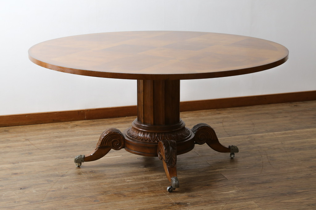 中古　特大!!　アメリカ最高級家具　Century Furniture(センチュリー・ファニチャー)　ノーフォーク(NORFOLK)　クラシカルで重厚な佇まいが魅力のラウンドペデスタルダイニングテーブル(丸テーブル、円卓、6人掛け、6P、4人掛け、4P、食卓)(定価推定約150万円前後)(R-079268)