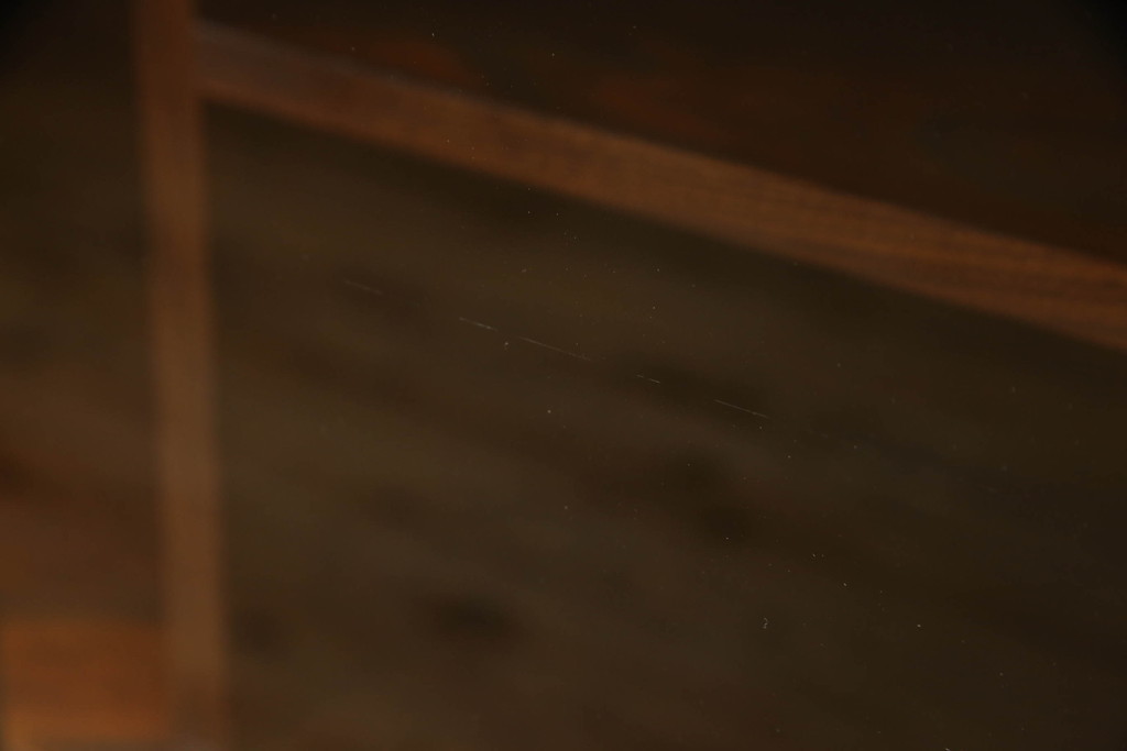 中古　美品　岩谷堂箪笥　販売:欅産業　製造:菊幸　脚(台輪)付きリメイク　美しい杢目が上品な和の趣を漂わせる収納棚(茶棚、飾り棚、サイドボード)(R-052444)
