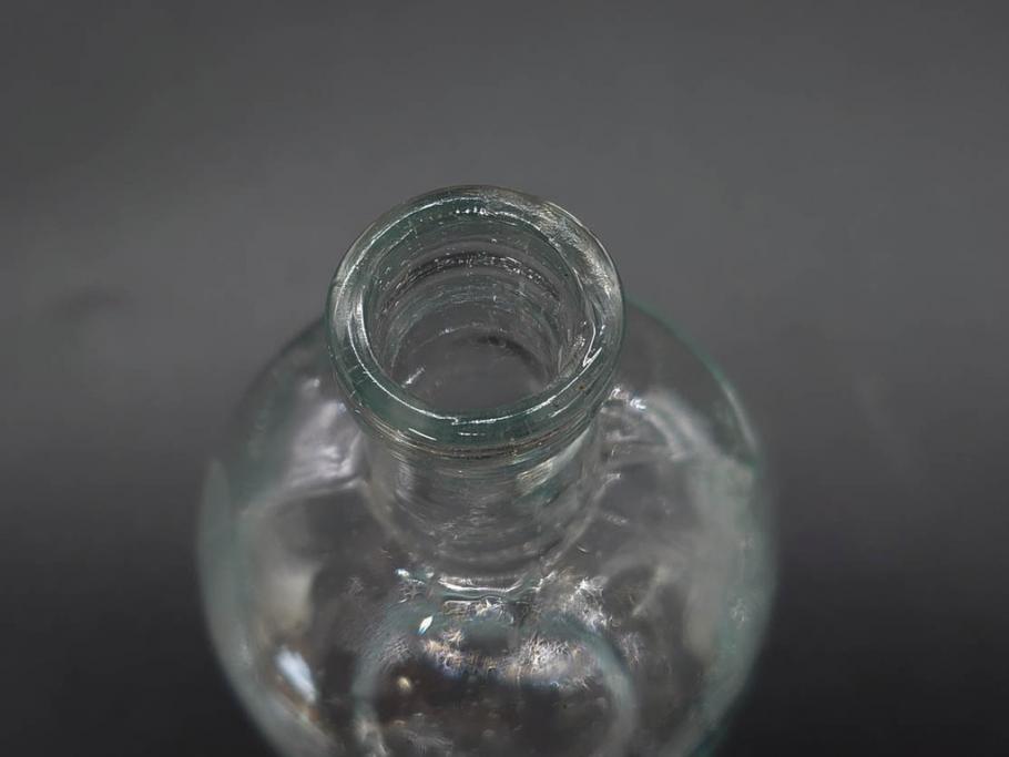 大正～昭和初期　レトロな風情を感じるボトル瓶5点セット(ガラスビン、ガラス瓶、硝子、薬瓶、花瓶、花入、花器)(R-076944)