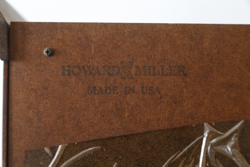 中古　アメリカ　高級品!!　IDC大塚家具取り扱い　HOWARD MILLER(ハワード・ミラー社)　高級時計メーカーによって手掛けられた洗練された佇まいが魅力のキャビネット(飾り棚、キュリオケース、コレクションケース、ガラスケース、店舗什器)(定価約70万円)(R-079722)