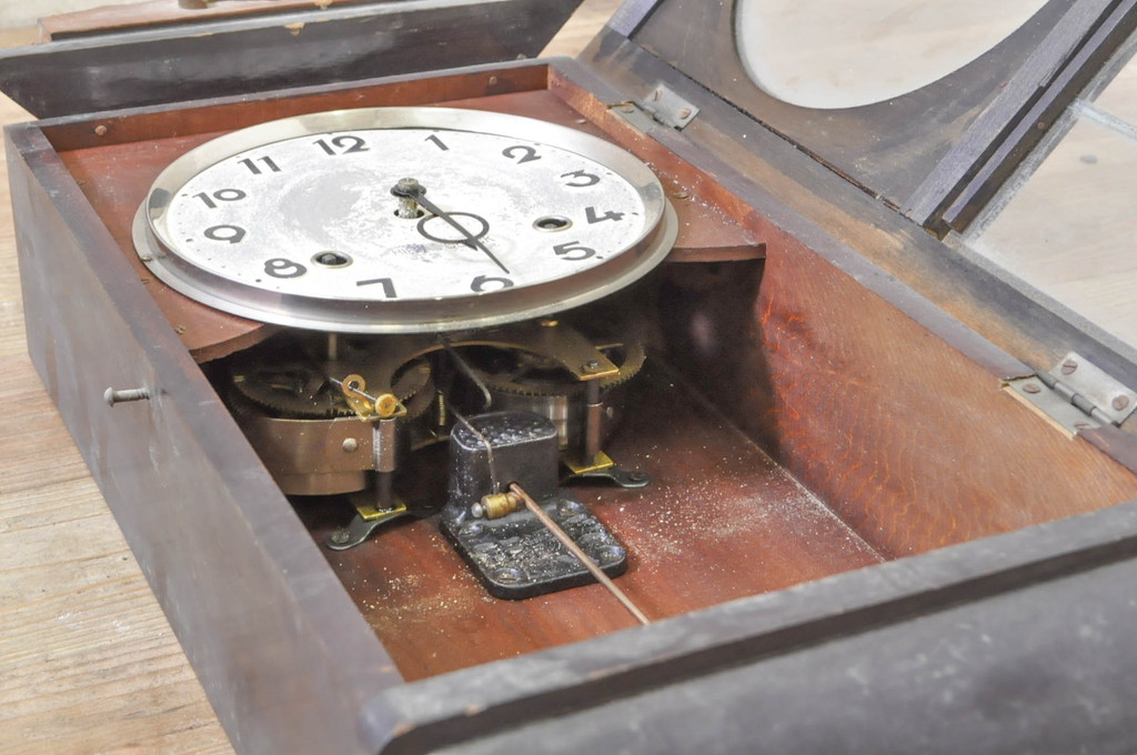 和製アンティーク　HIBINO CLOCK(日比野時計)　TRADE(H)MARK(トレードマーク)　色のコントラストが素敵な掛け時計(柱時計、古時計、振り子時計)(R-072188)