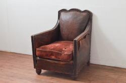 ジャンク品　フランスアンティーク　本革　朽ちた姿が芸術的なフレンチレザーソファ(クラブソファ、ラウンジソファ、一人掛けソファ、1P、アームソファ)(R-077781)