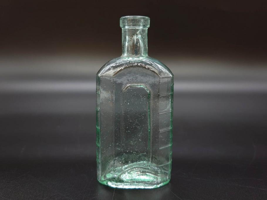 大正～昭和初期　レトロな雰囲気を盛り上げるボトル瓶5点セット(ガラスビン、ガラス瓶、硝子、薬瓶、花瓶、花入、花器)(R-076947)