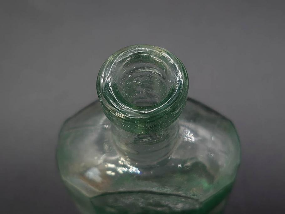 大正～昭和初期　レトロな雰囲気を盛り上げるボトル瓶5点セット(ガラスビン、ガラス瓶、硝子、薬瓶、花瓶、花入、花器)(R-076947)