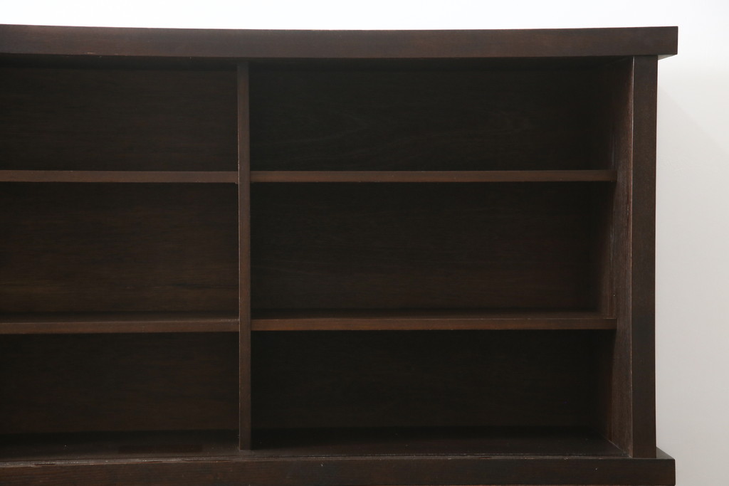中古　希少な廃番品!!　タモ材　和モダンスタイルのお部屋とも相性抜群のシックな水屋箪笥サイドキャビネット(収納棚、戸棚、食器棚、カップボード、サイドボード)(R-079216)