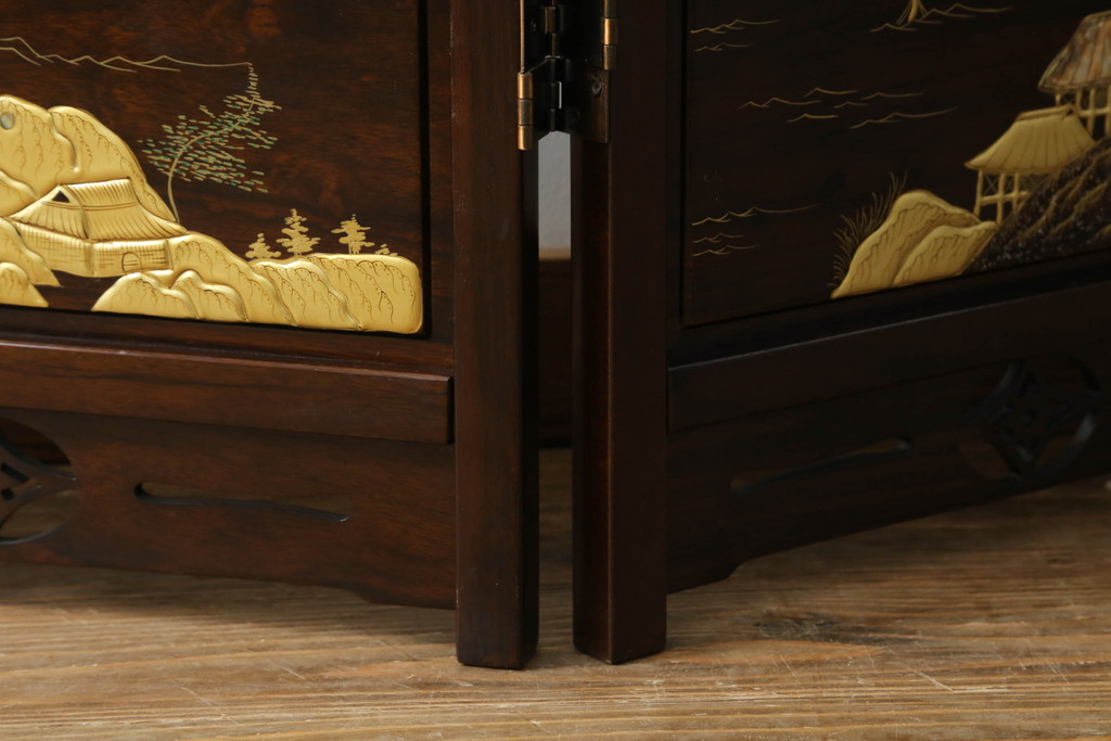 中古　美品　耕仙　蒔絵入り　黒檀　美術品のような佇まいが置くだけで目を惹く4連衝立て(パーテーション、仕切り、つい立て)(R-058820)
