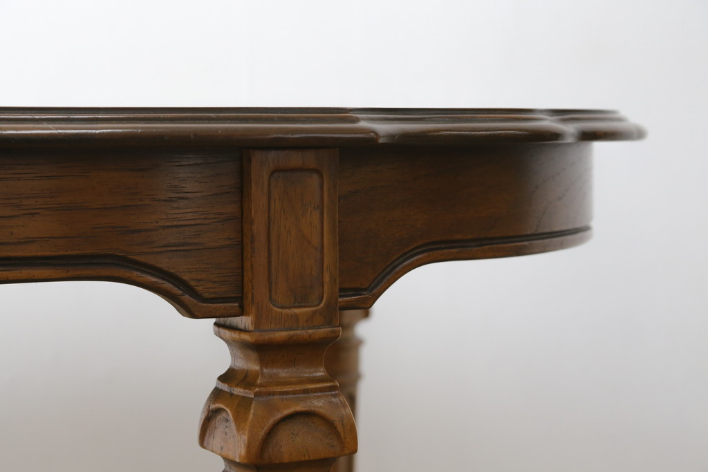 中古　希少モデル!!　DREXEL HERITAGE(ドレクセルヘリテイジ)　Grand Villa(グランドヴィラ)　凝った天板のデザインがおしゃれなダイニングテーブル(エクステンションテーブル、パーティーテーブル、4人掛け、6人掛け)(R-075679)
