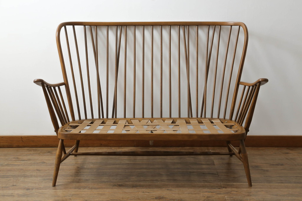 イギリスビンテージ　美品　ERCOL(アーコール)　ナチュラルテイストのお部屋にぴったりなリラックス感のある二人掛けソファ(アームソファ、ラブソファ、ダイニングソファ、2人掛け、ヴィンテージ、英国、北欧)(R-061742)