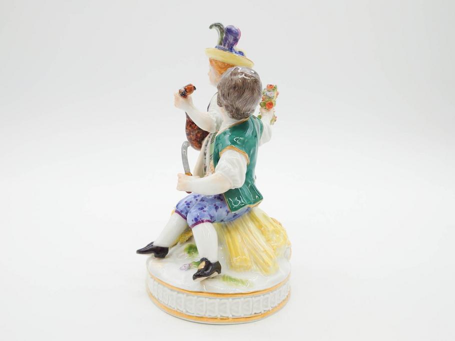 ドイツ　マイセン　Meissen　シェーンハイト　四季の寓意シリーズ　夏　匠の美技に見惚れるフィギュリン(少女、少年、農作業、金彩、置物、ディスプレイ、磁器、オブジェ)(R-079735)