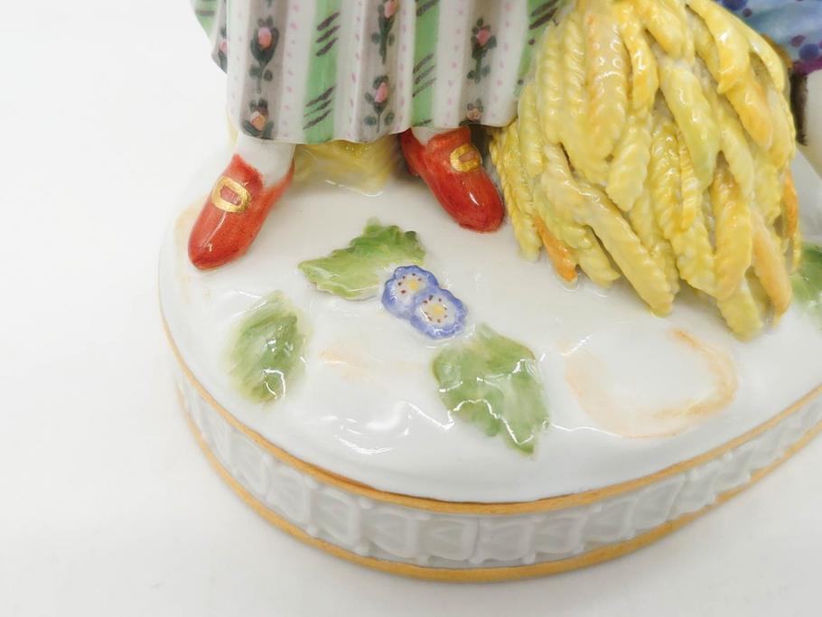 ドイツ　マイセン　Meissen　シェーンハイト　四季の寓意シリーズ　夏　匠の美技に見惚れるフィギュリン(少女、少年、農作業、金彩、置物、ディスプレイ、磁器、オブジェ)(R-079735)