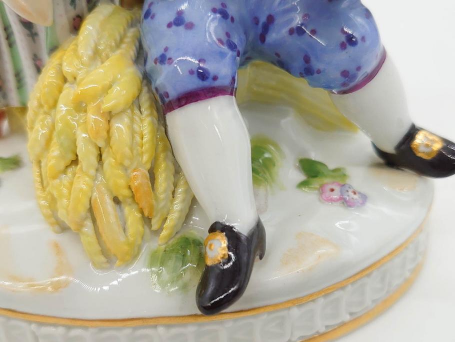ドイツ　マイセン　Meissen　シェーンハイト　四季の寓意シリーズ　夏　匠の美技に見惚れるフィギュリン(少女、少年、農作業、金彩、置物、ディスプレイ、磁器、オブジェ)(R-079735)