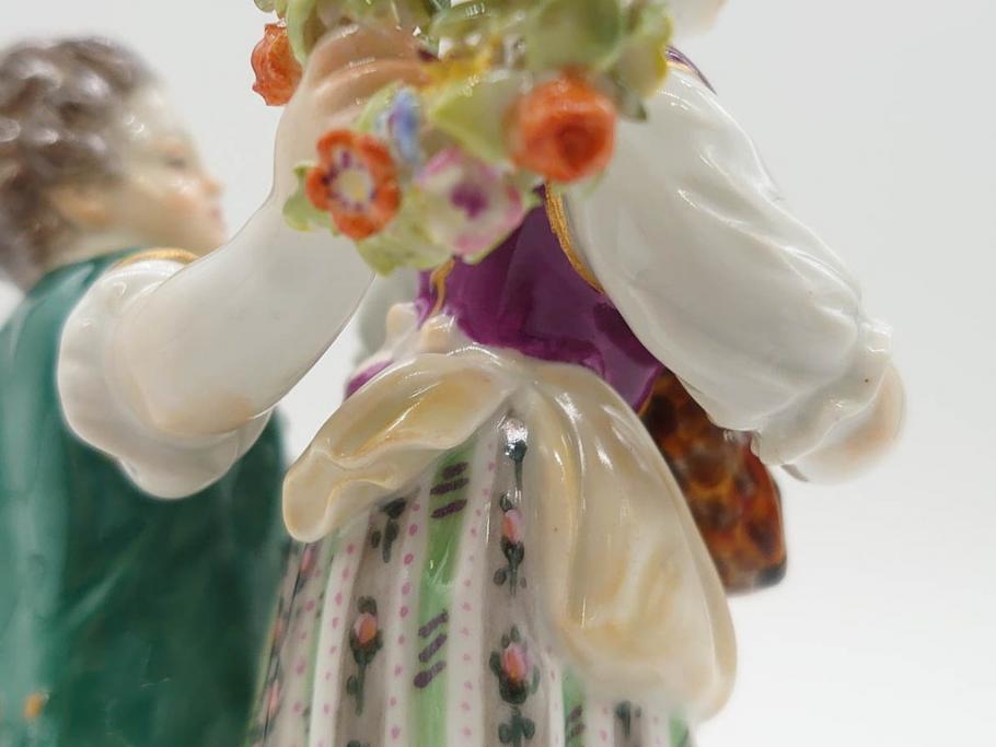 ドイツ　マイセン　Meissen　シェーンハイト　四季の寓意シリーズ　夏　匠の美技に見惚れるフィギュリン(少女、少年、農作業、金彩、置物、ディスプレイ、磁器、オブジェ)(R-079735)