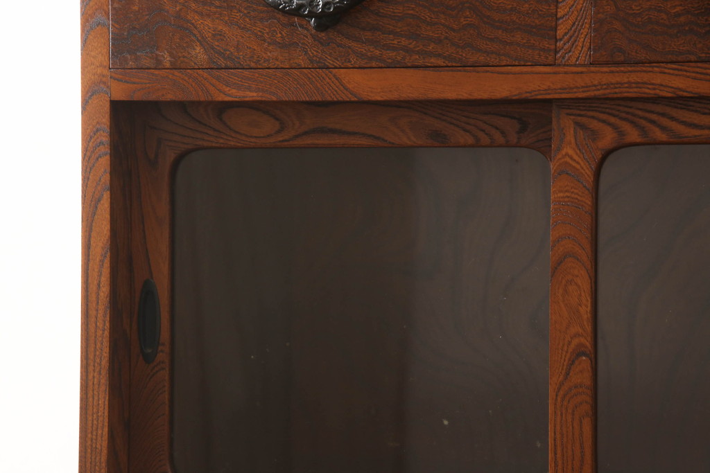 中古　岩谷堂箪笥　力強く美しい木目が目を引く縦型収納棚(収納箪笥、戸棚、キャビネット、引き出し、チェスト、和箪笥)(R-066319)