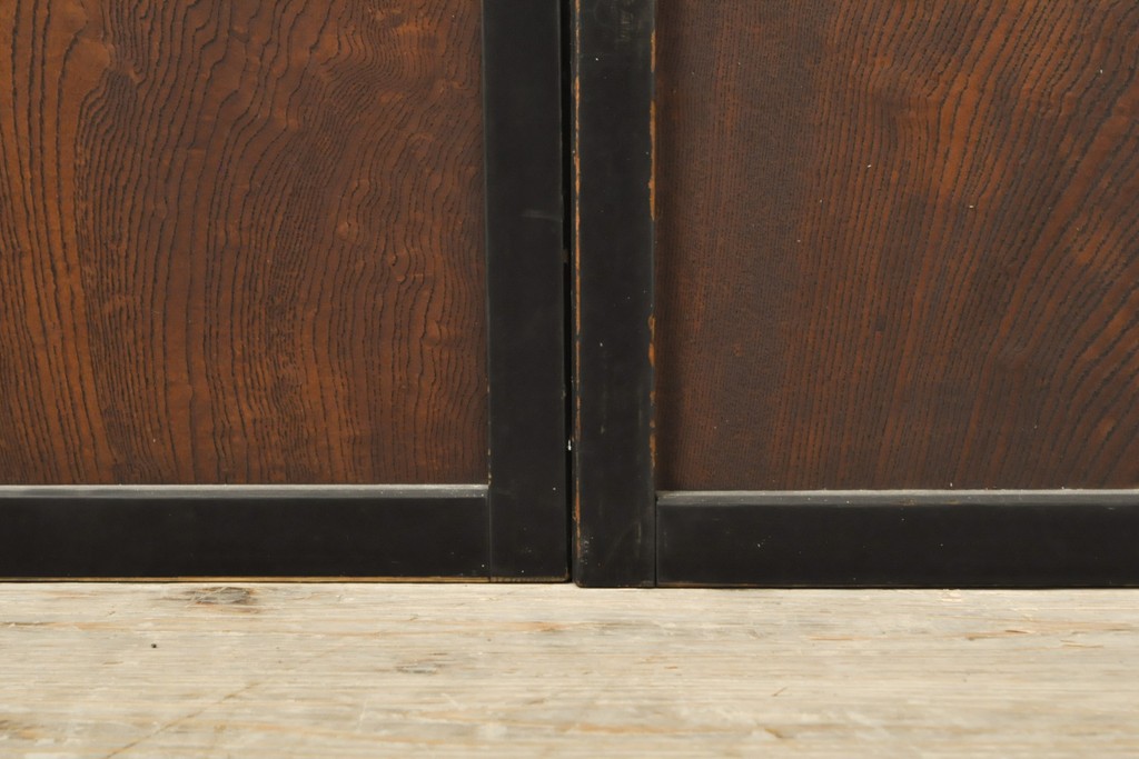 アンティーク建具　黒い框がモダンな印象を高める障子戸4枚セット(引き戸、建具)(R-059310)