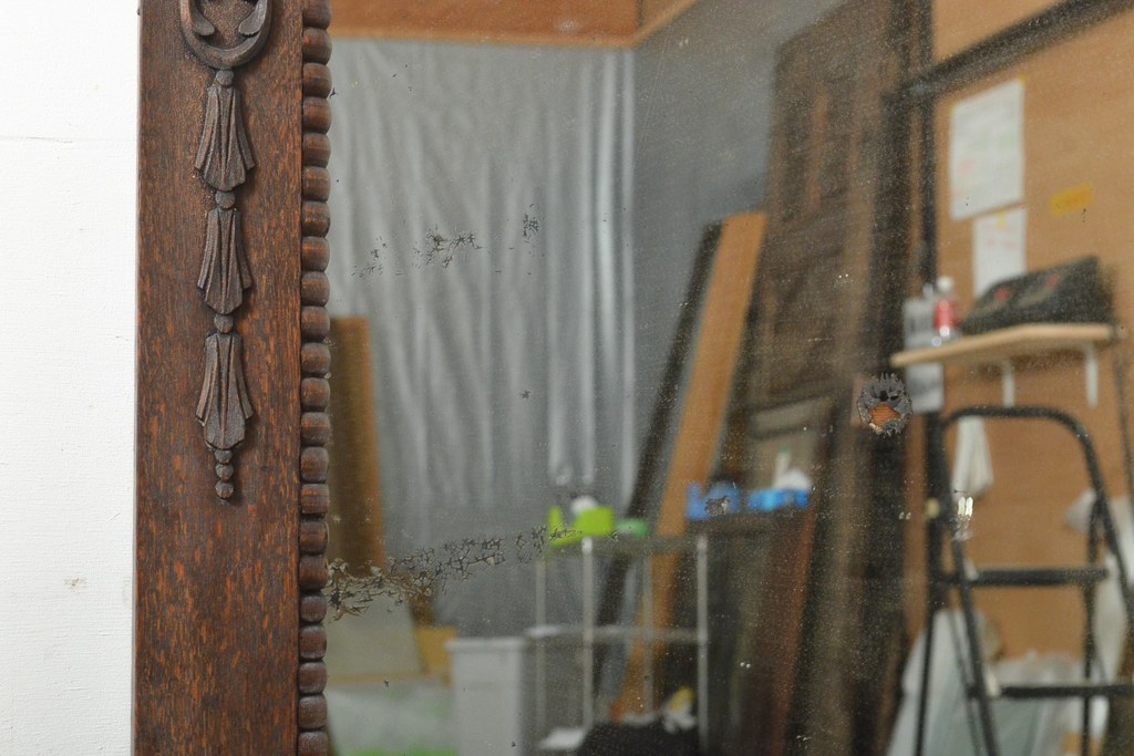 和製アンティーク　大正ロマン　レリーフがお洒落なアクセントになるナラ材製ウォールミラー(壁掛け鏡)(R-055962)