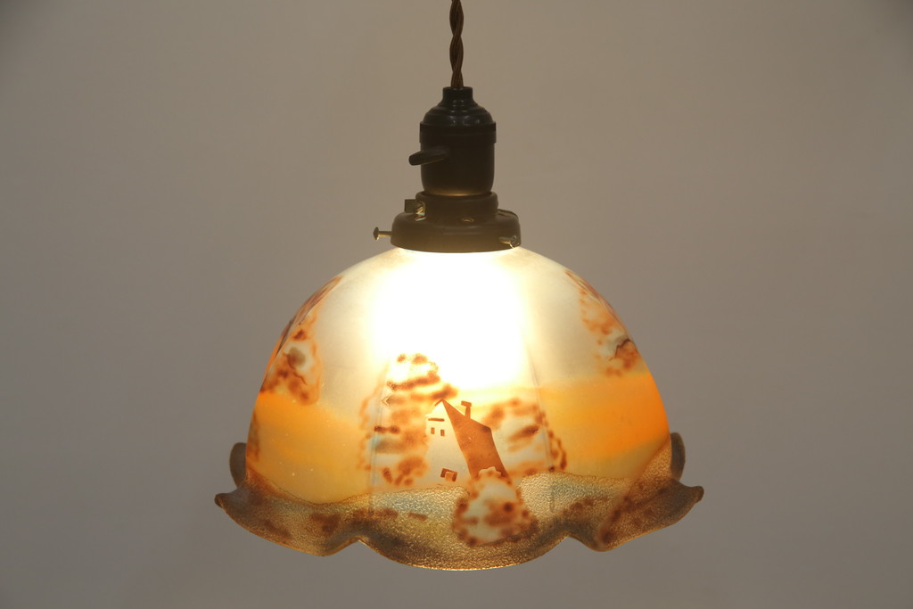 フランスアンティーク　ノスタルジックな雰囲気を醸し出す絵画のようなペンダントライト(吊り下げ照明、天井照明、シェード)(R-073087)