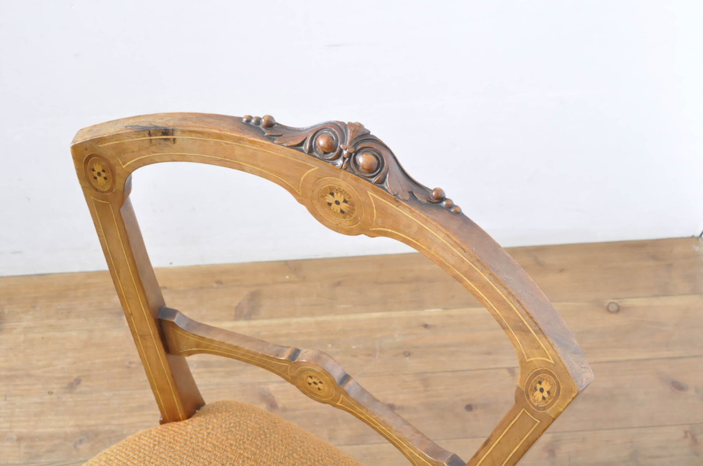 イギリスアンティーク　高級品!!　美しい象嵌入りの優美なデザインが魅力!!上質なダイニングチェア4脚セット(バルーンバックチェア、椅子、イス、英国、店舗什器)(R-065630)