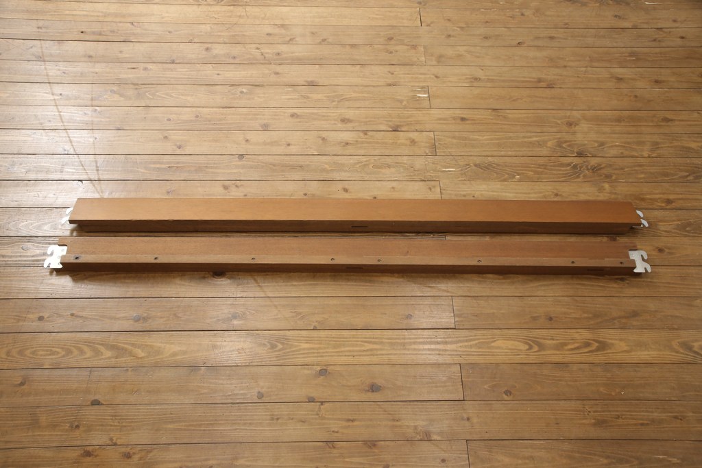 中古　DREXEL HERITAGE(ドレクセルヘリテージ)　Touraine(ツーレイン)　猫脚のデザインがアクセントのベッド(シングル、セミダブル)(定価約80万円)(R-049555)
