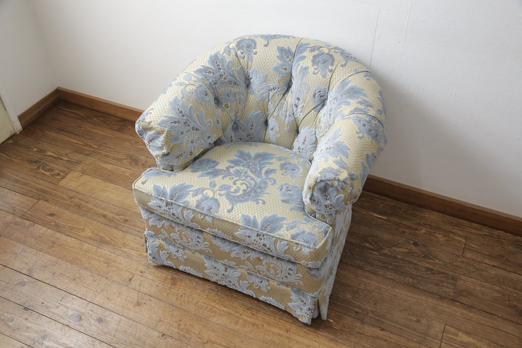 中古　超美品　DREXEL HERITAGE(ドレクセルヘリテイジ)　 Upholstery(アップホルスタリー)　エレガントな佇まいの1人掛けソファ+オットマンセット(一人掛け、1P、アームソファ)(定価約70万円)(R-055656)