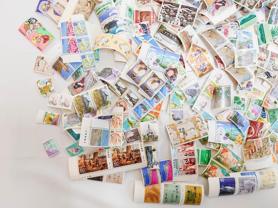 未使用切手　シート　バラ　額面483,182円　切手まとめてセット(ふるさとの花、国民体育大会記念、ドラえもん、キティ、スヌーピー、ディズニー、相撲絵シリーズ、記念切手、切手コレクション)(R-079742)