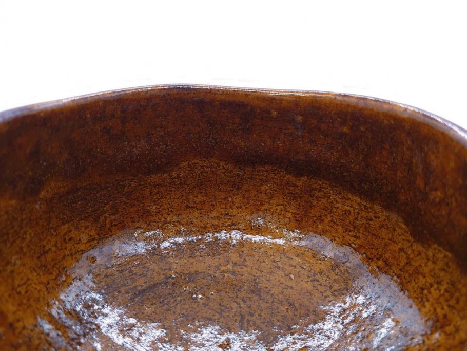 九代 大樋長左衛門　飴釉　約13cm　4.1寸　艶やかな釉薬が美しい見事な茶碗(茶器、抹茶碗、茶道具、和食器、煎茶道具、鵬雲斎書付、大樋焼、落款印、四寸一分、茶巾付き、共箱付き)(R-079744)　