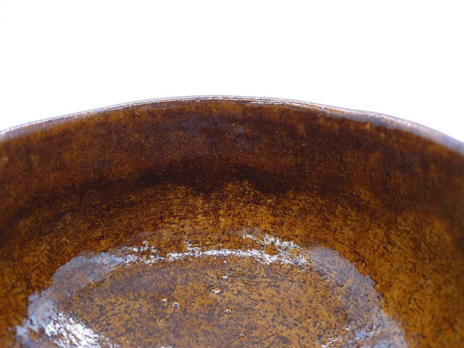 九代 大樋長左衛門　飴釉　約13cm　4.1寸　艶やかな釉薬が美しい見事な茶碗(茶器、抹茶碗、茶道具、和食器、煎茶道具、鵬雲斎書付、大樋焼、落款印、四寸一分、茶巾付き、共箱付き)(R-079744)　