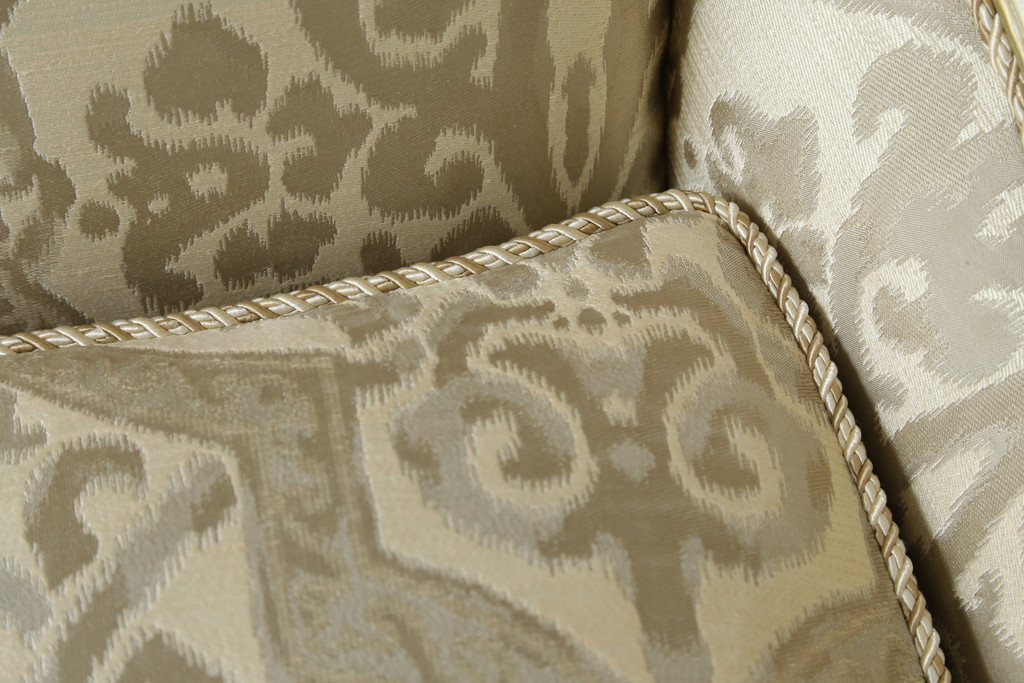 中古　美品　レアモデル!!　DREXEL HERITAGE(ドレクセルヘリテイジ)　Upholstery(アップホルスタリー)　気品あふれる佇まいの猫脚ラウンジチェア(一人掛けソファ、1人掛けソファ、アームチェア)(R-066511)