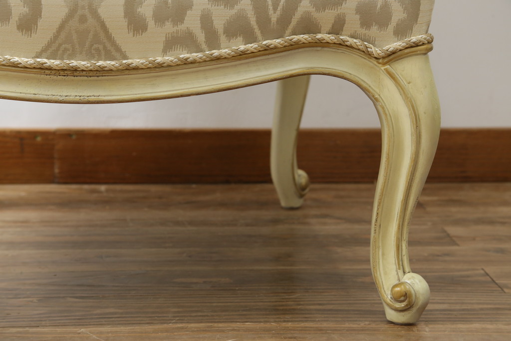 中古　美品　レアモデル!!　DREXEL HERITAGE(ドレクセルヘリテイジ)　Upholstery(アップホルスタリー)　気品あふれる佇まいの猫脚ラウンジチェア(一人掛けソファ、1人掛けソファ、アームチェア)(R-066511)