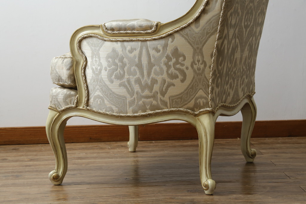 中古　美品　レアモデル!!　DREXEL HERITAGE(ドレクセルヘリテイジ)　Upholstery(アップホルスタリー)　気品あふれる佇まいの猫脚ラウンジチェア(一人掛けソファ、1人掛けソファ、アームチェア)(R-066511)