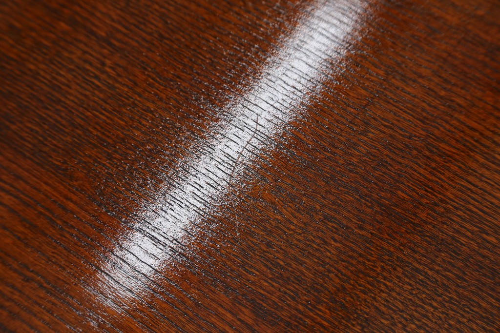 中古　最高級　モリシゲ(MORISHIGE・森繁)　総欅(ケヤキ)材　美しい柾目の漆塗り座卓(ローテーブル、センターテーブル、リビングテーブル)(定価約250万円)(R-077187)