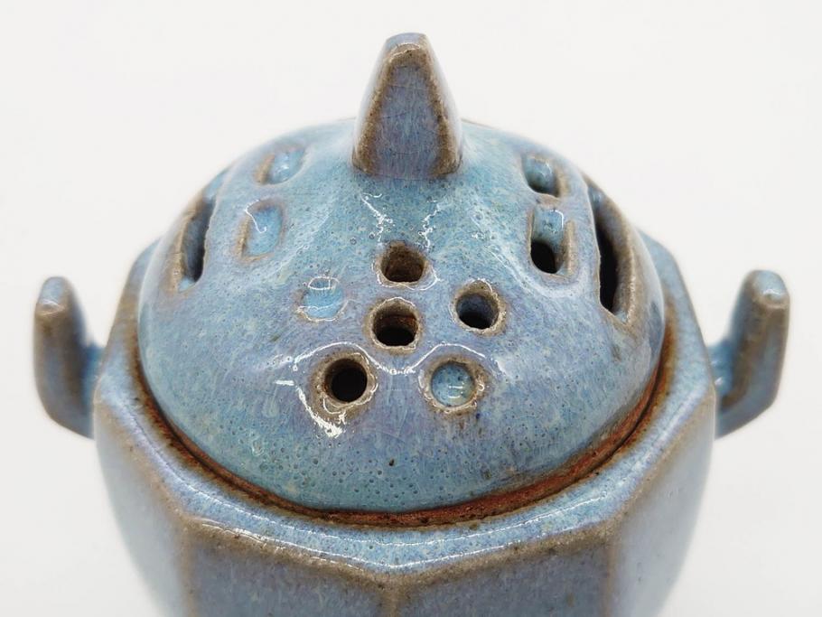 中里重利　鈞窯　水色の釉薬に魅せられる香炉(三玄窯、香爐、唐津焼、仏具、茶道具、落款印、共箱付き)(R-079747)